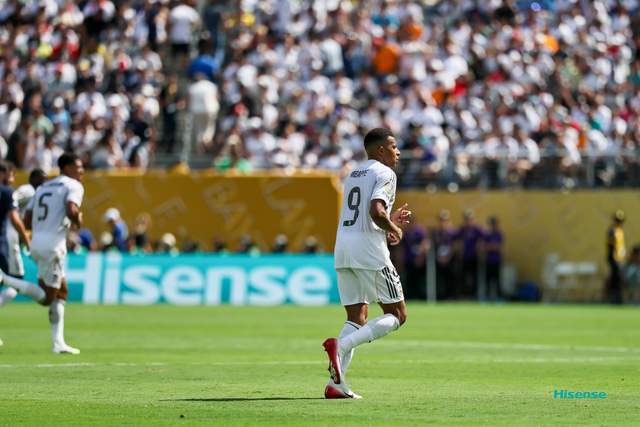 恩里克曾教训姆巴佩：你说你喜欢乔丹，但乔丹会像疯了一样去防守